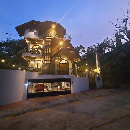 El Castillo Bed And Breakfast Angono Εξωτερικό φωτογραφία