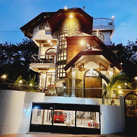 El Castillo Bed And Breakfast Angono Εξωτερικό φωτογραφία