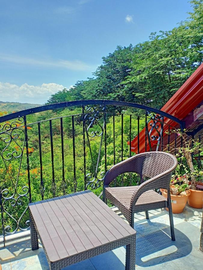El Castillo Bed And Breakfast Angono Εξωτερικό φωτογραφία