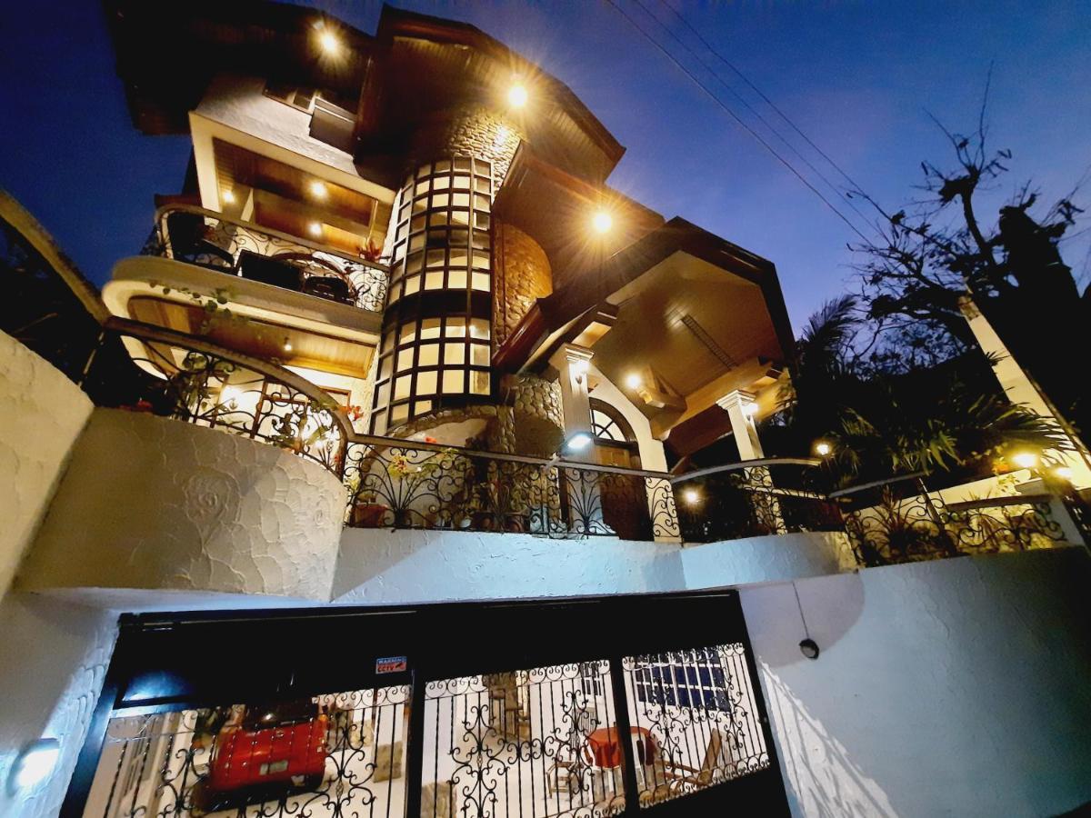 El Castillo Bed And Breakfast Angono Εξωτερικό φωτογραφία