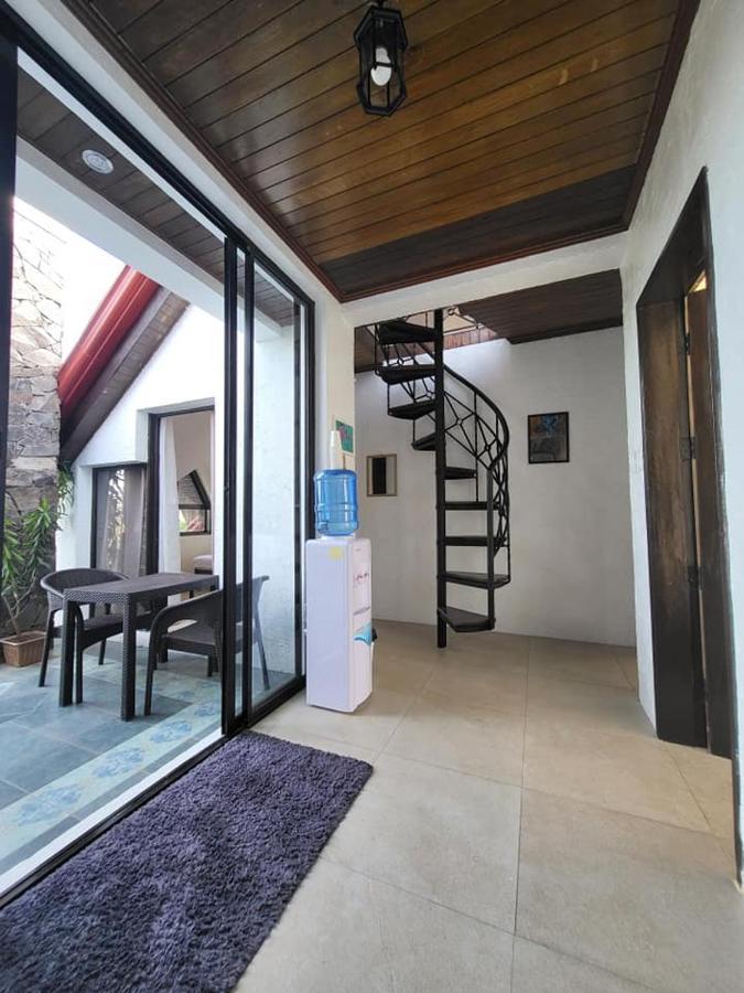 El Castillo Bed And Breakfast Angono Εξωτερικό φωτογραφία