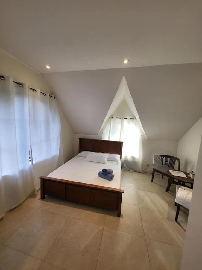El Castillo Bed And Breakfast Angono Εξωτερικό φωτογραφία