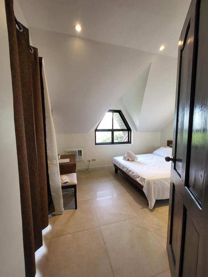 El Castillo Bed And Breakfast Angono Εξωτερικό φωτογραφία